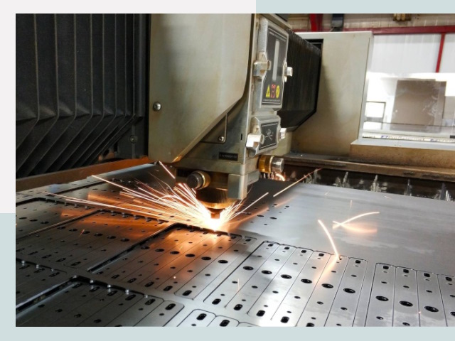 Лазерная резка металла в Новокубанске от 624 руб.